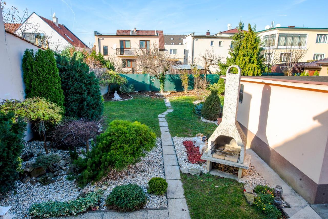 Piestany House With Garden Veronika Bagian luar foto